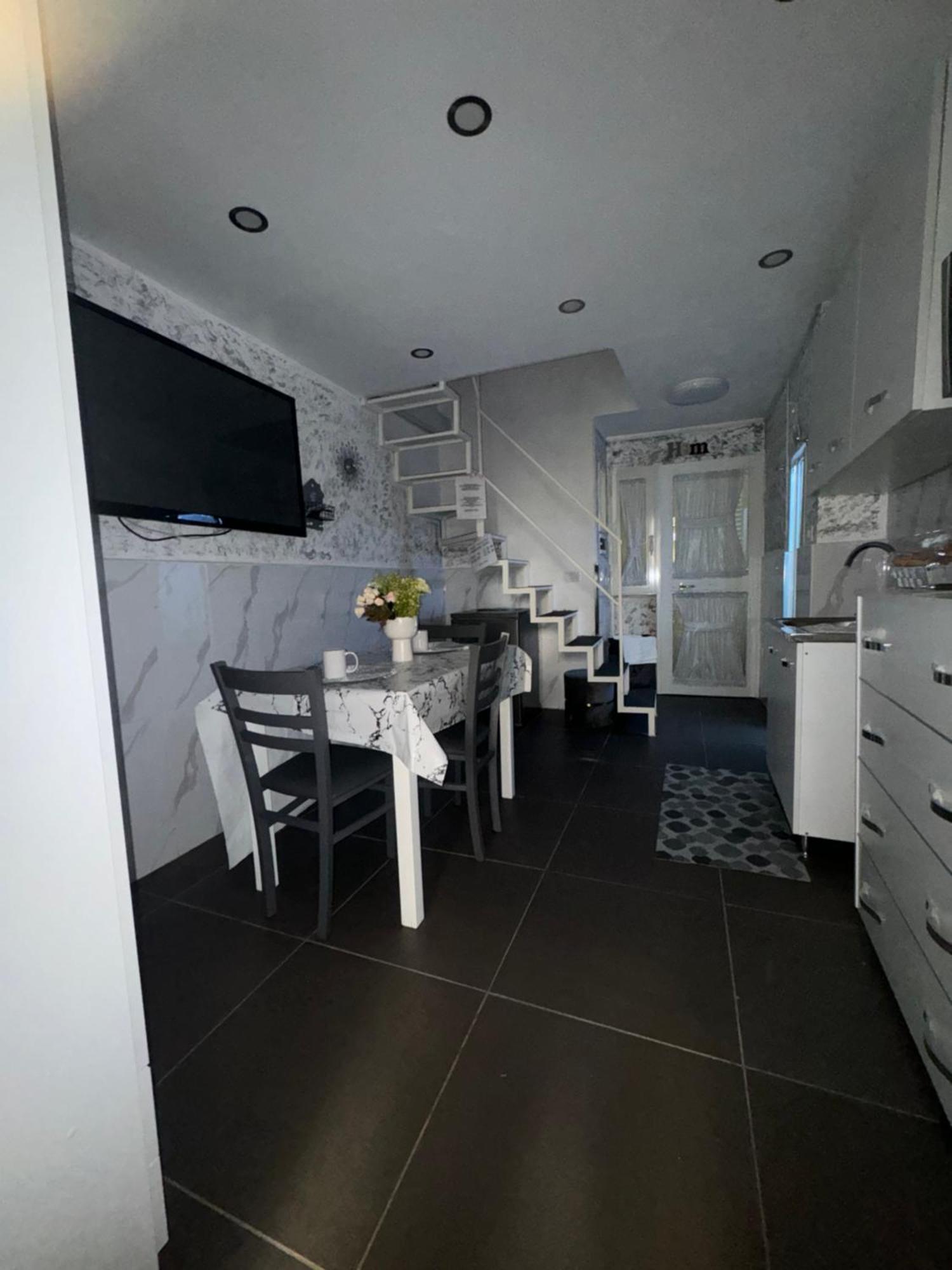 Dori Home Naples Luaran gambar